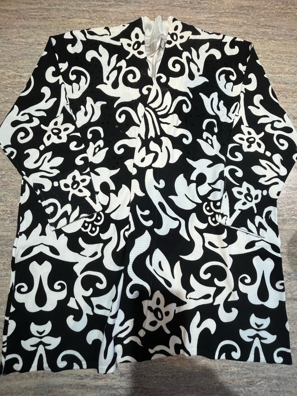Laura Ashley XL Black and White Floral Knit Open Cardigan EUC